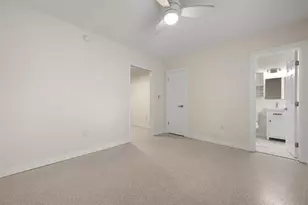 308 Ohio Pl, Sarasota, FL 34236 - Photo 11