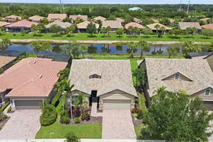 19731 Quisto St, Venice, FL 34292 - Photo 11