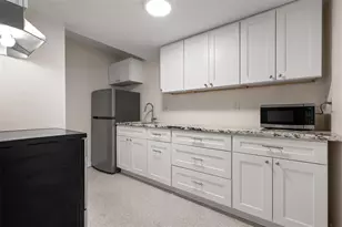 308 Ohio Pl, Sarasota, FL 34236 - Photo 9