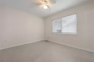 308 Ohio Pl, Sarasota, FL 34236 - Photo 11