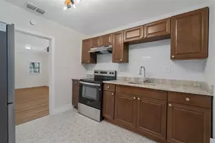 914 26th St, Orlando, FL 32805 - Photo 5