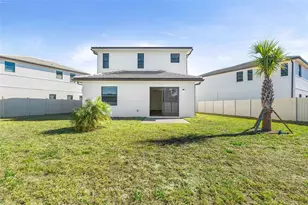 8044 Gulfstream Ct, Lakewood Ranch, FL 34202 - Photo 3