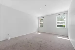 1346 Grantham Dr, Sarasota, FL 34234 - Photo 15