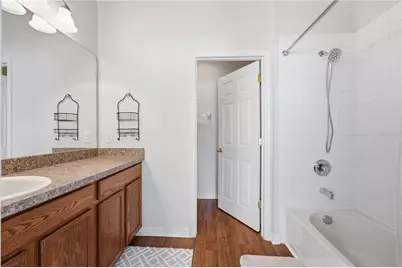 1346 Grantham Drive, Sarasota, FL 34234 - Photo 17