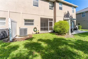 1346 Grantham Dr, Sarasota, FL 34234 - Photo 31