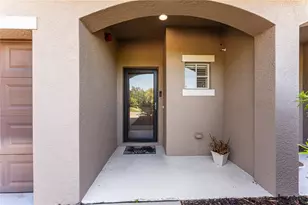 1346 Grantham Dr, Sarasota, FL 34234 - Photo 3