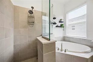 17365 Jadestone Ct, Venice, FL 34293 - Photo 19