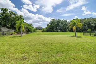 17927 Polo Trl, Bradenton, FL 34211 - Photo 11