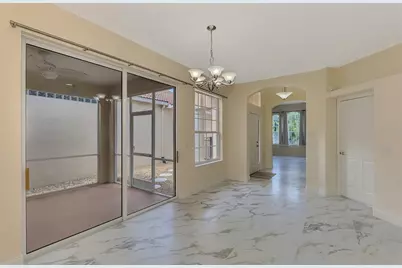 7803 33rd Street E, Sarasota, FL 34243 - Photo 13