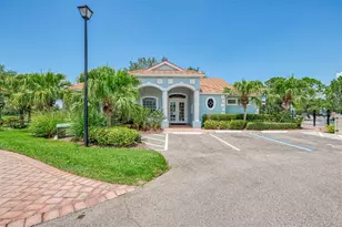 7803 33rd St E, Sarasota, FL 34243 - Photo 43