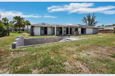 525 Sloop Lane, Longboat Key, FL 34228 - Photo 13