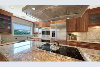 7115 Gulf Of Mexico Drive #23, Longboat Key, FL 34228 - Photo 21