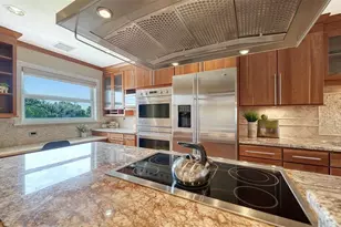 7115 Gulf of Mexico Dr, Longboat Key, FL 34228 - Photo 21