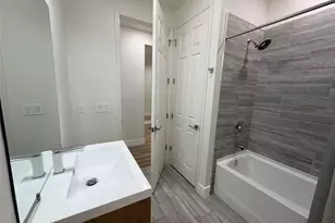 3467 74th Ave Cir E, Sarasota, FL 34243 - Photo 15