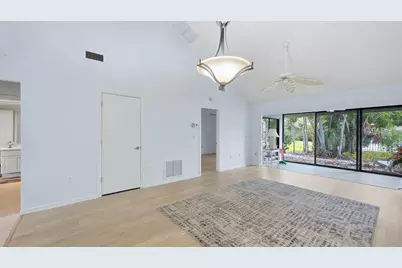 5350 Myrtle #48, Sarasota, FL 34235 - Photo 11