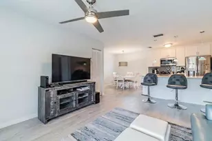 2724 72nd St W, Bradenton, FL 34209 - Photo 9