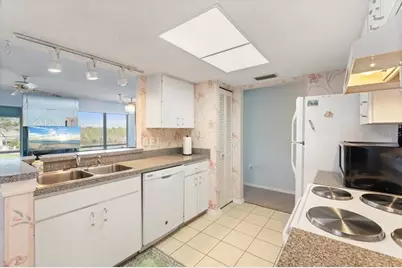 312 108th Street W, Bradenton, FL 34209 - Photo 3