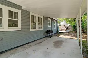 2822 4th Ave W, Bradenton, FL 34205 - Photo 17