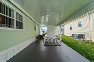 3402 Shingle Oak Terrace, Sarasota, FL 34237 - Photo 33