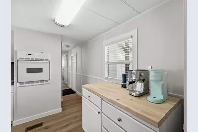3402 Shingle Oak Terrace, Sarasota, FL 34237 - Photo 15