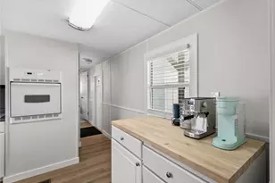 3402 Shingle Oak Terrace, Sarasota, FL 34237 - Photo 15