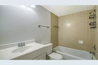 2763 Woodgate Lane #104, Sarasota, FL 34231 - Photo 19