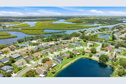 4817 11th Avenue Circle E, Bradenton, FL 34208 - Photo 7