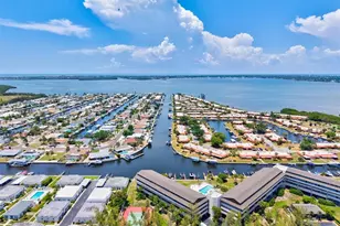9604 Cortez Rd W, Bradenton, FL 34210 - Photo 43