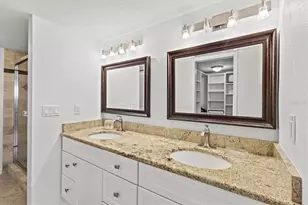 9604 Cortez Rd W, Bradenton, FL 34210 - Photo 17