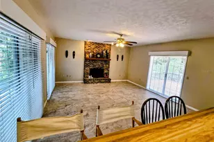 215 48th St NW, Bradenton, FL 34209 - Photo 9