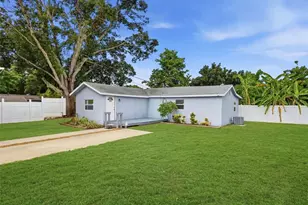 4978 71st St N, Saint Petersburg, FL 33709 - Photo 1
