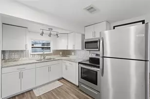 4978 71st St N, Saint Petersburg, FL 33709 - Photo 17