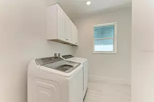 10016 Rembrandt Wy, Bradenton, FL 34201 - Photo 15