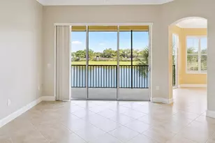 8361 Miramar Way, Lakewood Ranch, FL 34202 - Photo 7
