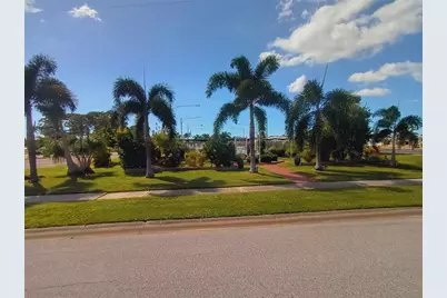 5304 Cherry Hill Avenue, Sarasota, FL 34234 - Photo 57