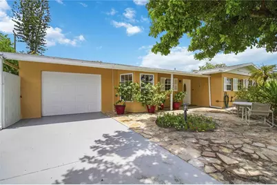 5720 24th Street Court W, Bradenton, FL 34207 - Photo 3