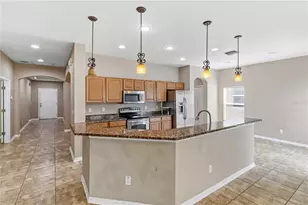 820 Parker Den Dr, Ruskin, FL 33570 - Photo 9