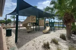 820 Parker Den Dr, Ruskin, FL 33570 - Photo 33
