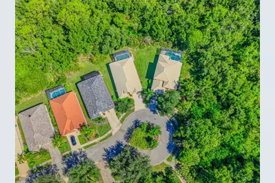 8310 Whispering Woods Court, Bradenton, FL 34202 - Photo 7
