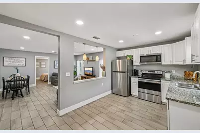 5021 20th Street Ct E, Bradenton, FL 34203 - Photo 5