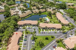 5252 Lake Village Dr, Sarasota, FL 34235 - Photo 33