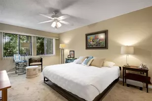 5252 Lake Village Dr, Sarasota, FL 34235 - Photo 15