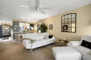 5252 Lake Village Dr, Sarasota, FL 34235 - Photo 7