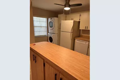 5400 34th Street W #E8, Bradenton, FL 34210 - Photo 7