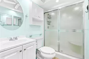 6500 Flotilla Dr, Holmes Beach, FL 34217 - Photo 15