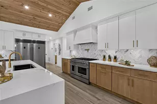 3325 Webber Woods Dr, Sarasota, FL 34240 - Photo 11