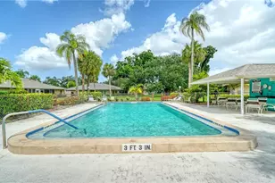 5689 Evergreen Dr, Sarasota, FL 34233 - Photo 33