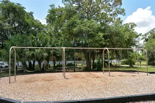 5689 Evergreen Dr, Sarasota, FL 34233 - Photo 39