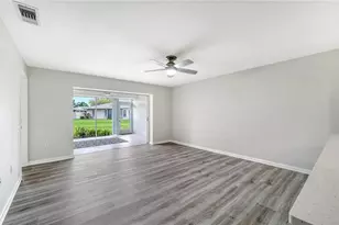 5689 Evergreen Dr, Sarasota, FL 34233 - Photo 9