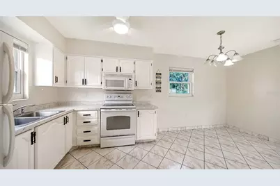 3307 Newtown Boulevard, Sarasota, FL 34234 - Photo 13